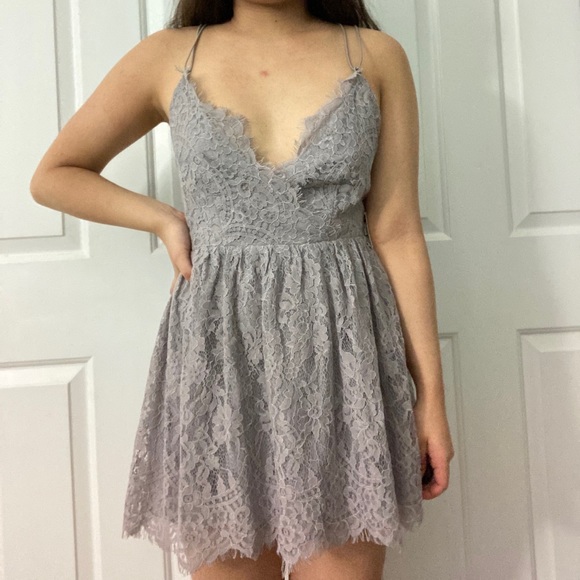 NWT Tobi heather gray lace dress - Picture 3 of 10